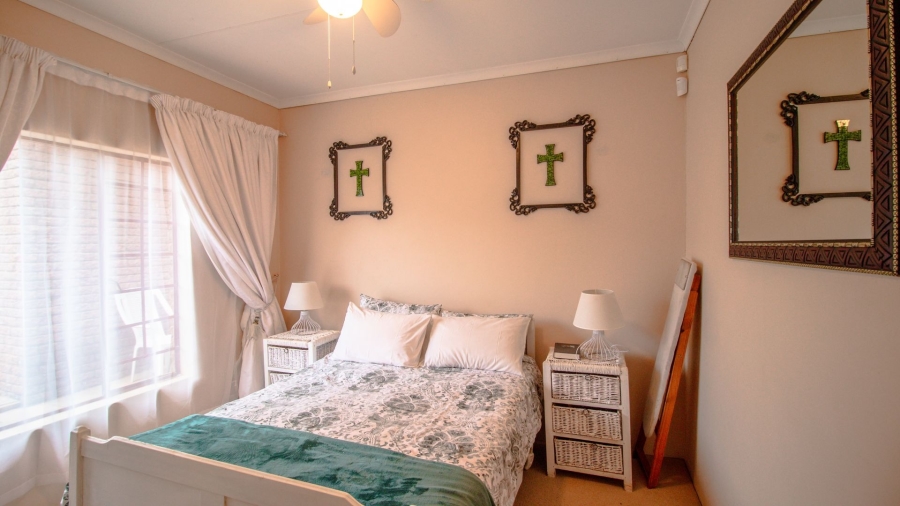 4 Bedroom Property for Sale in Olifantsnek North West